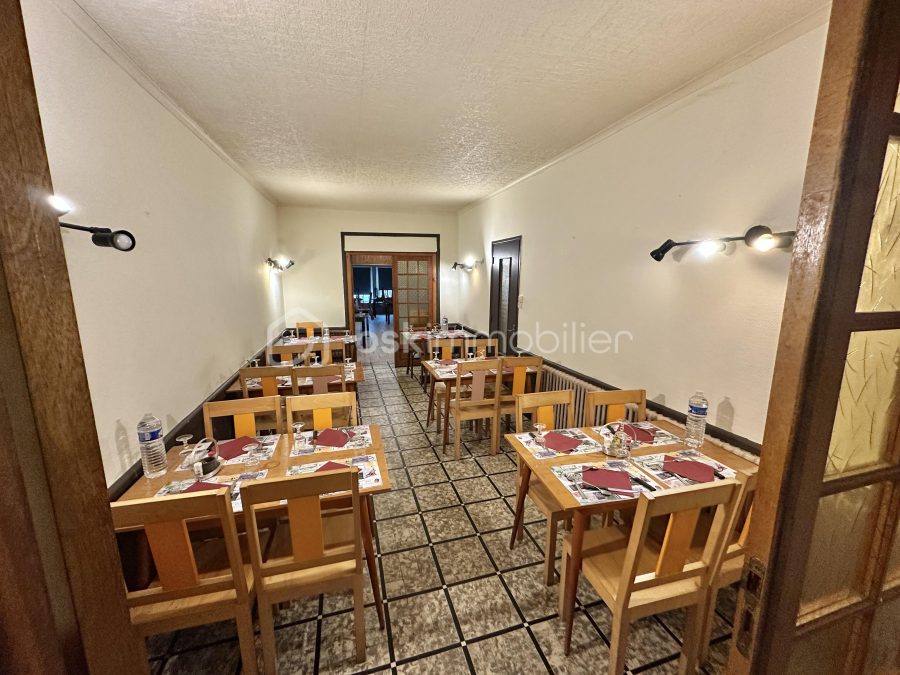 Immeuble mixte de 400 m² à Coray — photo 3