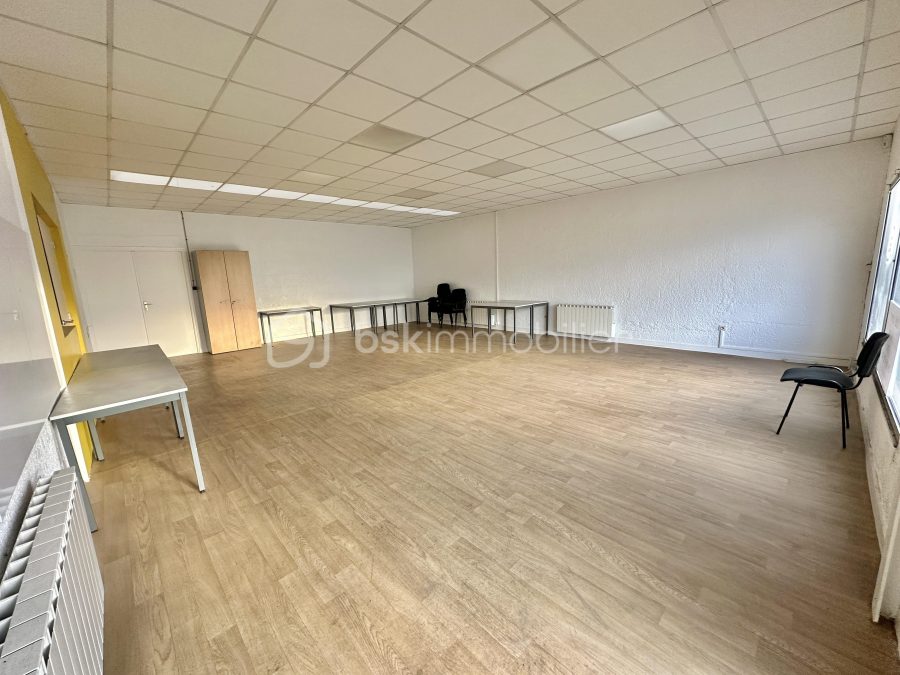 Local commercial de 520 m² à Quimper — photo 4