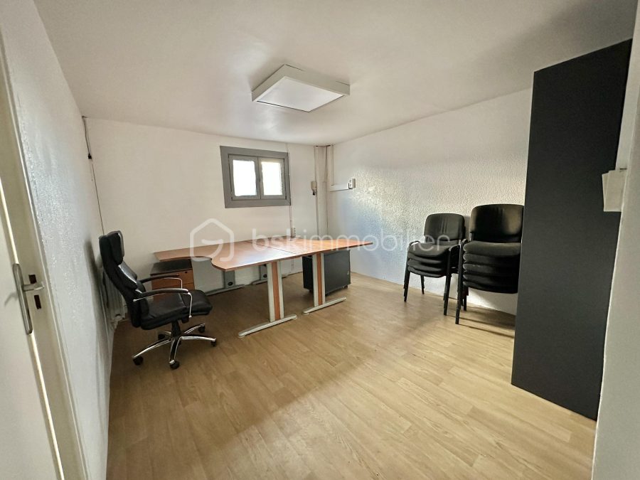Local commercial de 520 m² à Quimper — photo 5