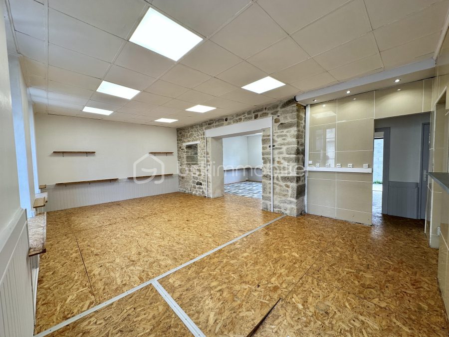 Local commercial de 76 m² à Quimper — photo 2