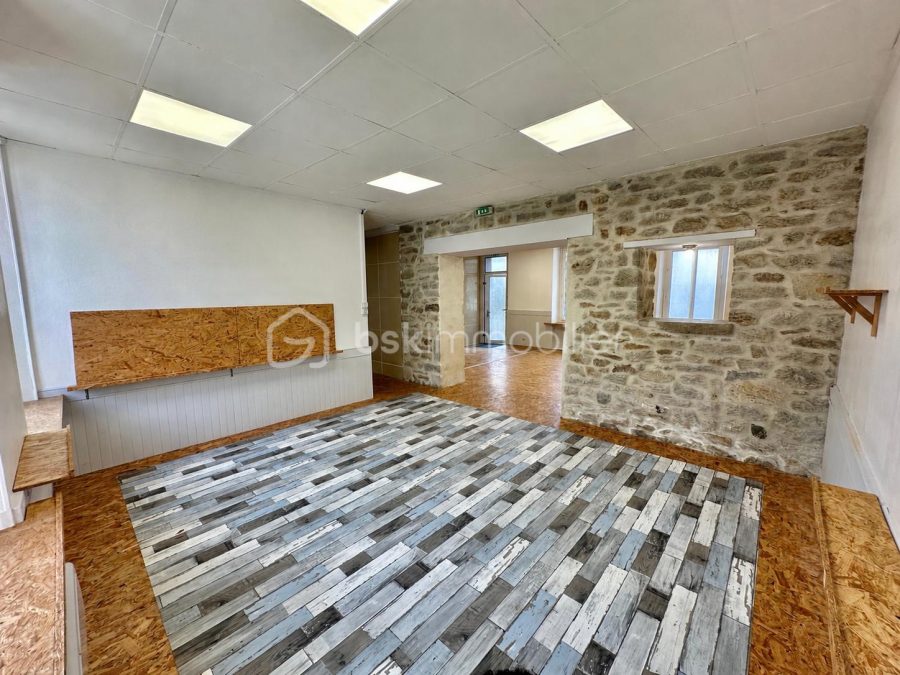 Local commercial de 76 m² à Quimper — photo 4