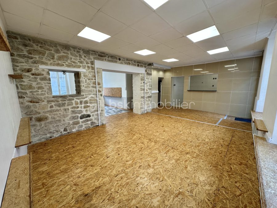 Local commercial de 76 m² à Quimper — photo 5