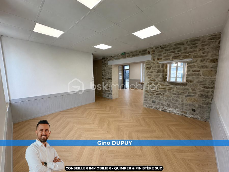 Local commercial de 76 m² à Quimper — photo 1